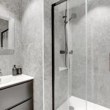 Grand 1br - Luxe Arc De Triomphe *