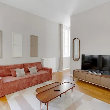 Grand 1br - Luxe Arc De Triomphe Apartment