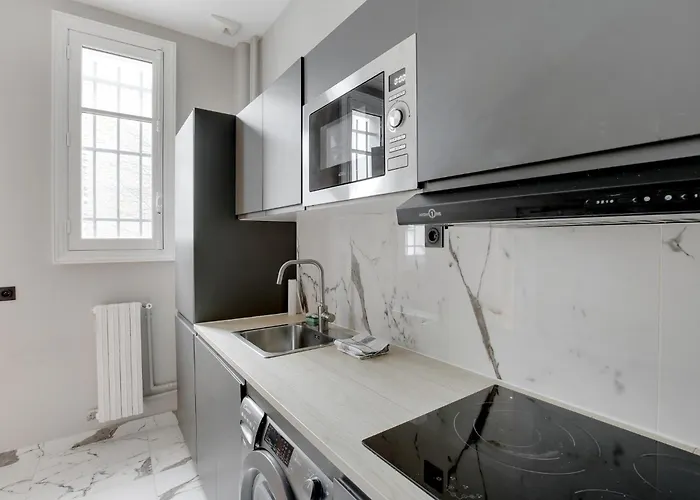 Grand 1br - Luxe Arc De Triomphe Parigi