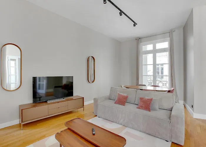 Grand 1br - Luxe Arc De Triomphe *