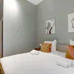Grand 1br - Luxe Arc De Triomphe Lejlighed Paris
